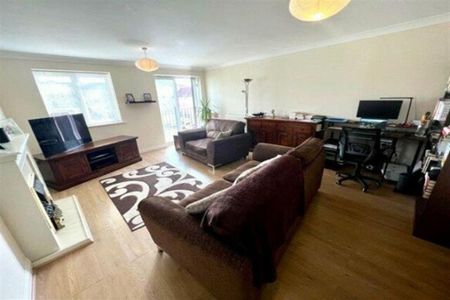 2 bedroom flat to rent - Photo 3