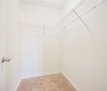 For Lease - 68 Palace Street, Thorold, Ontario - Photo 6