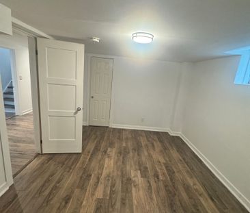 For Lease - 11 Kelsey Crescent, Barrie, Ontario - Photo 5