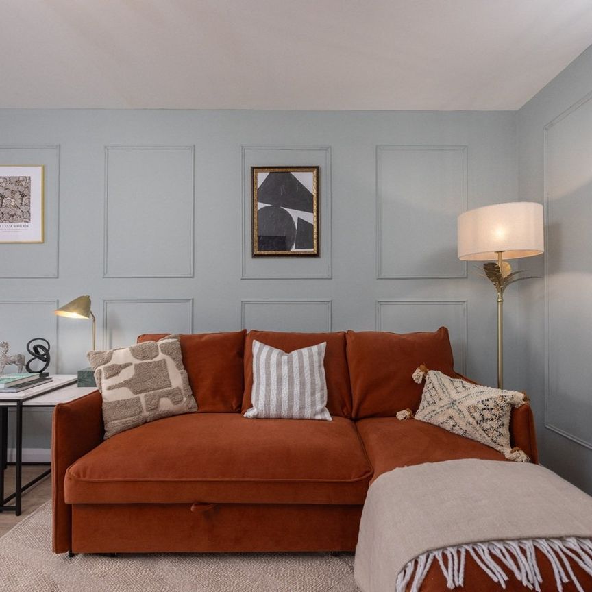 5 Bed Semi-Detached House, Paxton Court, LS12 - Photo 1