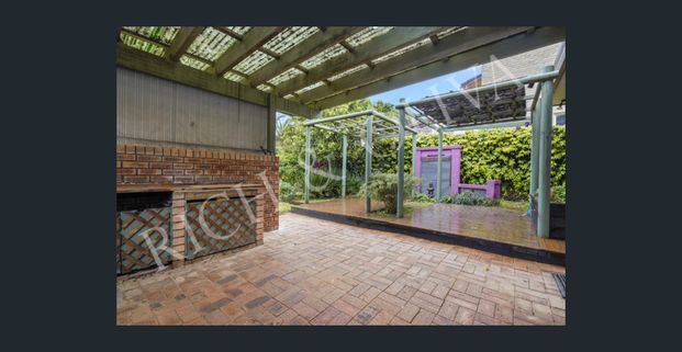 INSPECT SATURDAY NOVEMBER 29 AT 4:00PM - REGISTER NOW - Photo 1