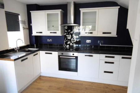 The Greendale, Fareham - Photo 3