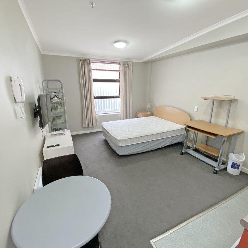Aitken Street Studio Apartment - Photo 1