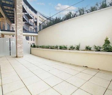 Royal Court, Ha, Stanmore, HA7 - Photo 1