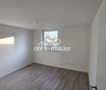 Kernsanierte 4 Zimmer Wohnung mit Balkon und Keller - Foto 1