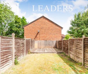 2 bedroom terraced house to rent - Photo 2