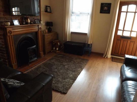 2 Bedroom House to let - Photo 1