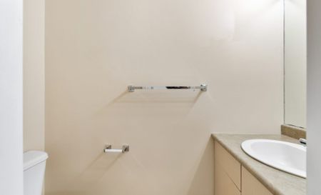 33 Fourth Avenue, Blumenort, MB - Photo 3