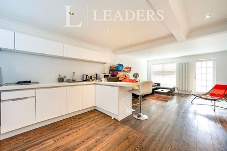 3 bedroom house to rent King Street, Southsea, PO5 - Photo 4