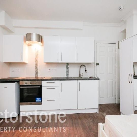 Studio to rent - Photo 1