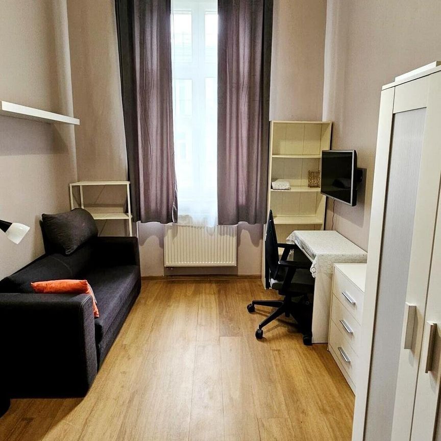 mała kawalerka w świetnej lokalizacji. - Photo 1