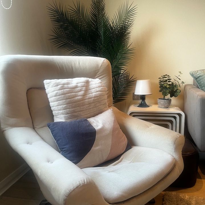 2 Bed Flat, Station Court, SW6 - Photo 1