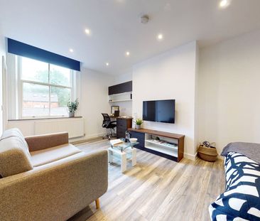 Apt 5, 27 Hyde Terrace - Photo 2