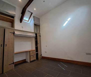 2 bedroom semi-detached house to rent - Photo 5