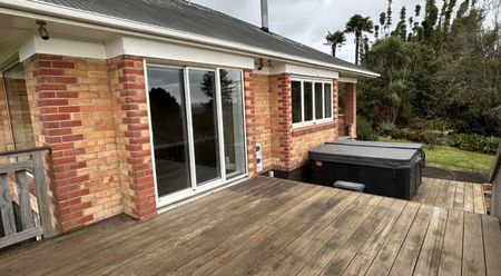 Charming Cottage - Photo 4