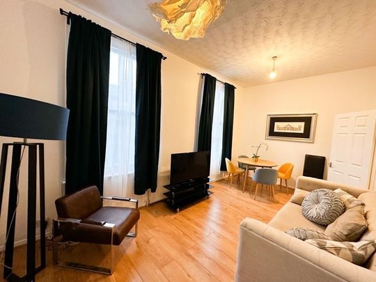 3 Bed Flat, Heyworth Road, E5 - Photo 1