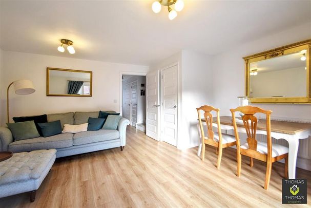 3 bedroom semi-detached house to rent - Photo 1