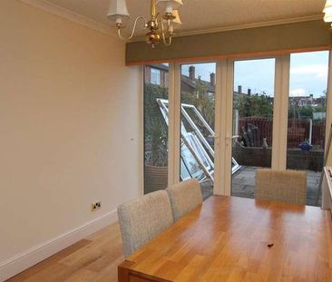 Birklands Drive, Sheffield, S13 - Photo 4