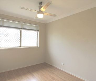 For Rent - Convenient and Easy Maintenance Villa - Photo 1