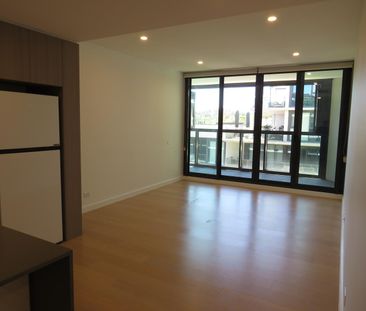 516/21 Provan Street, Campbell ACT 2612 - Apartment For Rent | Domain - Photo 2