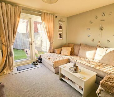 Garratt Way, Thorne, Doncaster - Photo 1