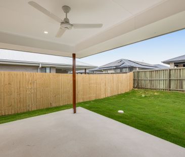 18 Flame Tree Road - Photo 4