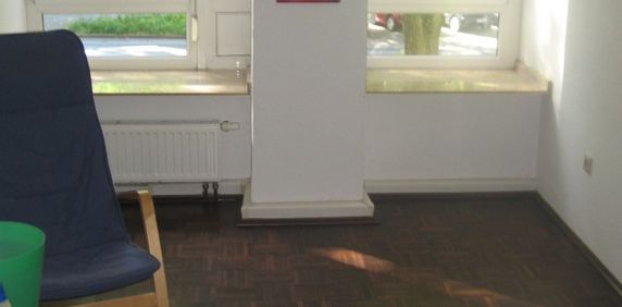 *** Familienfreundliche 4-Zimmerwohnung Märkische Straße nähe Stadewäldchen *** 1. OG. - Photo 2