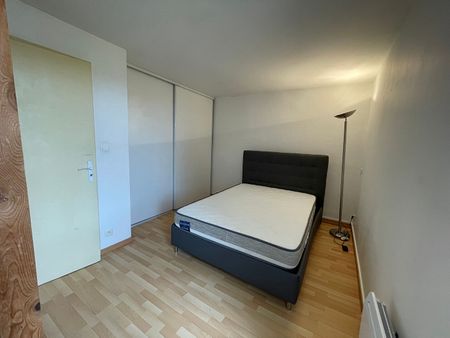 Location Appartement 2 pièces 43m² - Photo 4