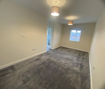 Waverley Court, Thorne, Doncaster - Photo 2