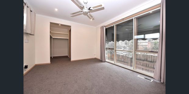 3/3 Campbell Street, Glen Waverley - Photo 1