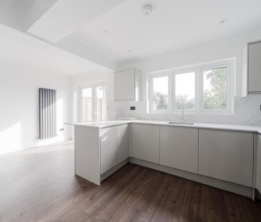 3 bedroom end of terrace house to rent - Photo 6