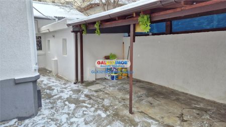 Foisorul de Foc | Casa | 100mp | Centrala Proprie | Curte 50 - Fotografie 2