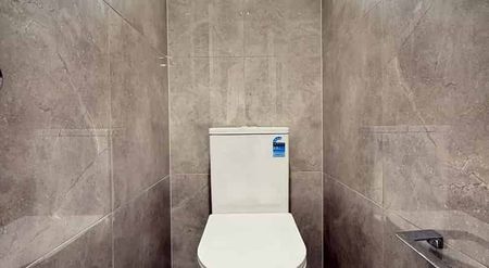 Modern Living in the Heart of Papatoetoe! - Photo 4