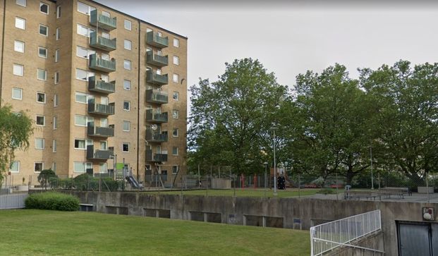 Docentgatan 3A, Hermodsdal - Photo 1