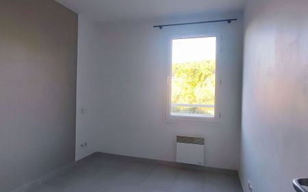 Appartement à louer 2 pièces • 41,89 m2 Marignane - Photo 3