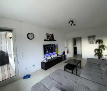 Schöne 2-Zimmer-Wohnung mit Balkon und modernem Bad - Küchen- und S... - Foto 3