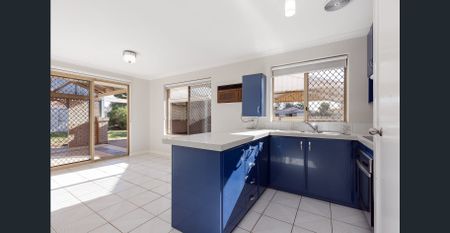 Comfortable 3Bed Family Home - Photo 4