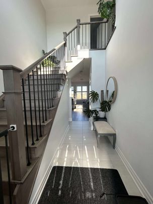 For Lease - 129 Union Boulevard, Wasaga Beach, Ontario - Photo 1