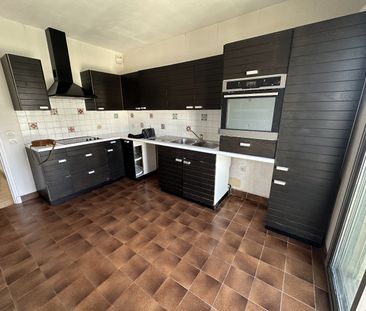 Location Appartement 2 pièces 51m² SETE 34200 - Photo 3