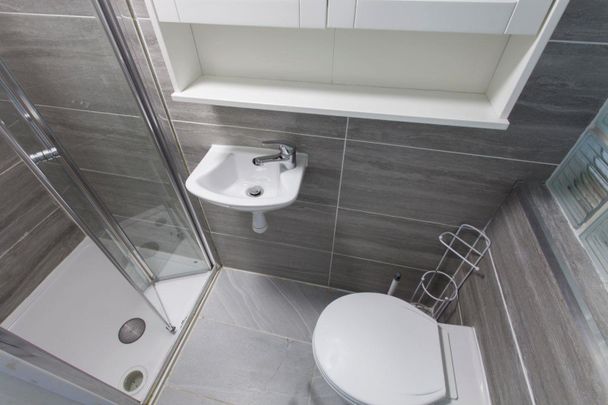 3 bedroom House To Let - Photo 1