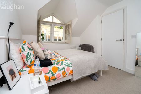 2 bedroom maisonette to rent - Photo 4