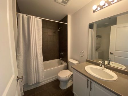 For Lease - 2490 Old Bronte Road Unit# 303, Oakville, Ontario - Photo 5