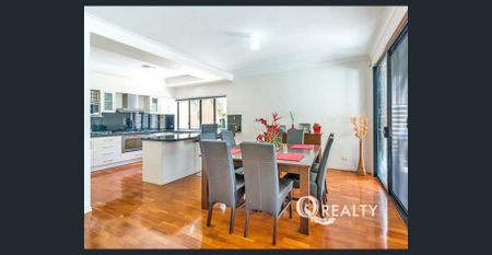 🏡Large Family Home With Pool In Stretton School Catchment And New Carpet Coming Soon! - Photo 5