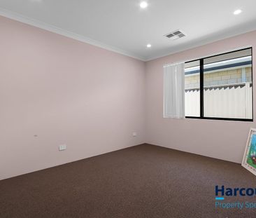 Relax, Entertain & Enjoy - The Perfect Home for Modern Living - Photo 2