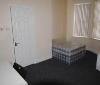 1 Beechwood Mount, Leeds, LS4 2NQ - Photo 4