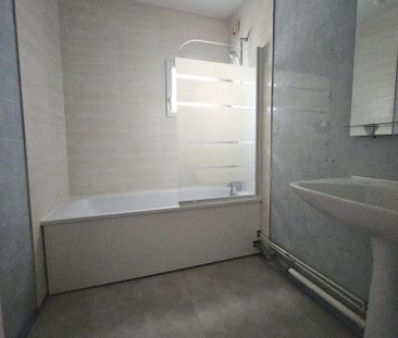 Location Appartement 4 pièces 84m² - Photo 5