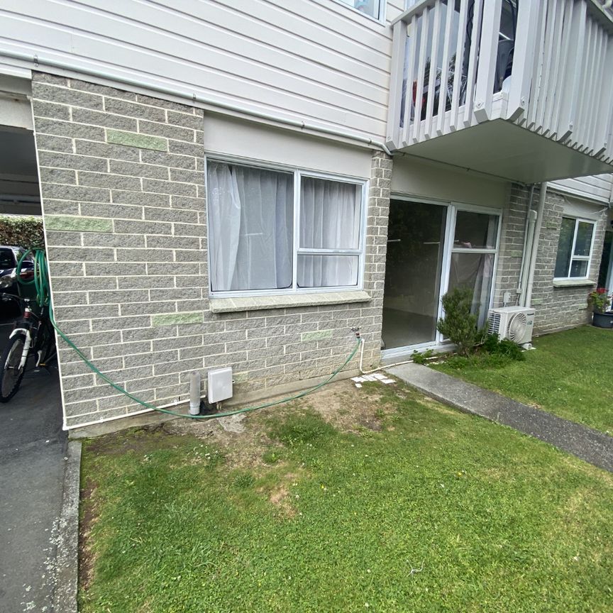 Enjoy your evening walk along Whites Line West - Photo 1