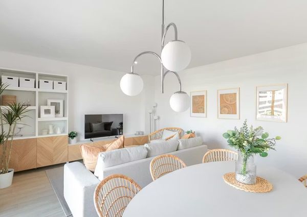 Carrer de Pi i Margall, Badalona, Catalonia 08912