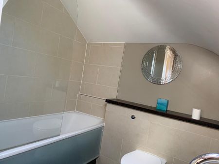 2 Bed Flat, Evering Road, E5 - Photo 4