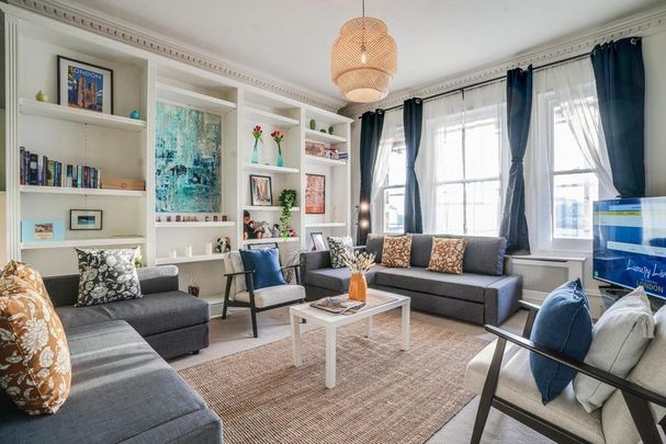 4 bedroom flat to rent - Photo 1